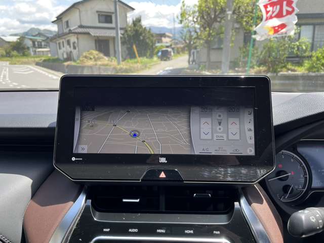 Toyota Harrier 12