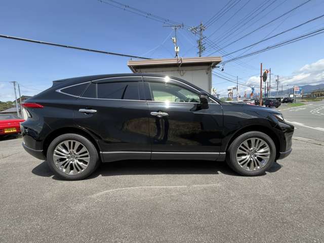 Toyota Harrier 6