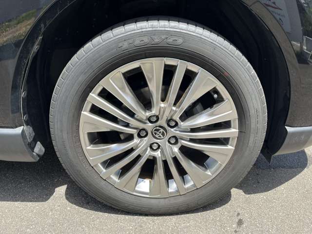 Toyota Harrier 7