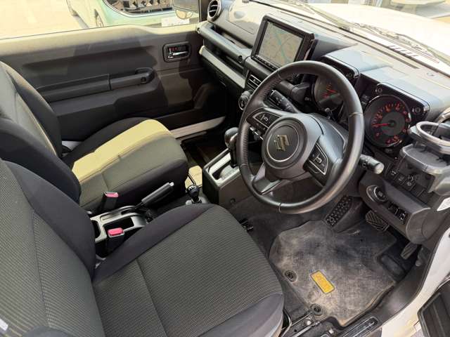 Suzuki Jimny 5