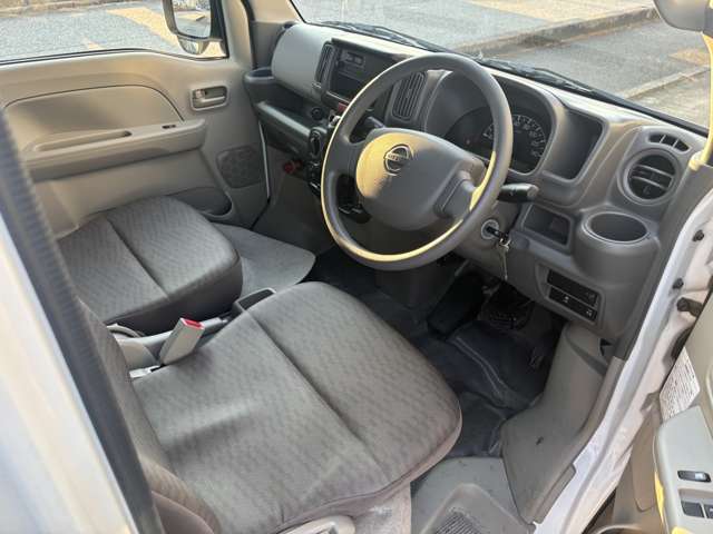 Nissan NV100 Clipper 2