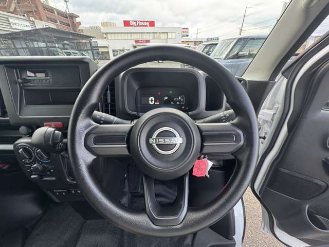 Nissan NV100 Clipper 6