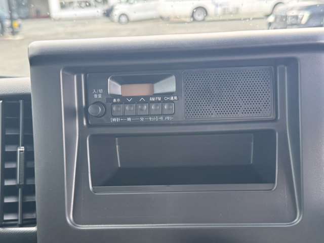 Nissan NV100 Clipper 9