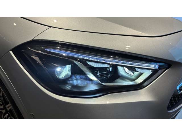 Mercedes-Benz GLA-Class 9