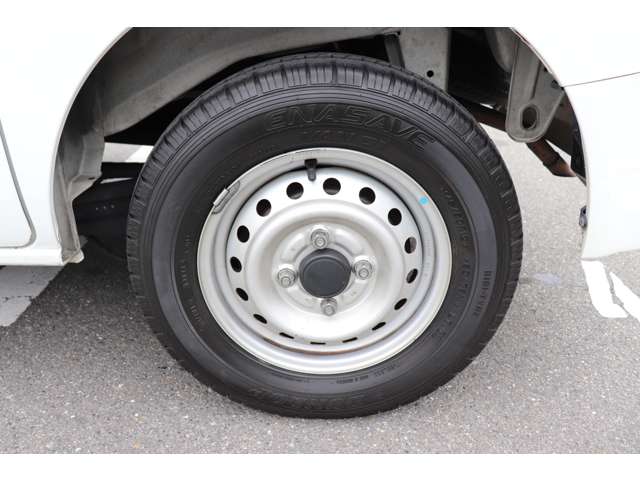Nissan NV100 Clipper 11
