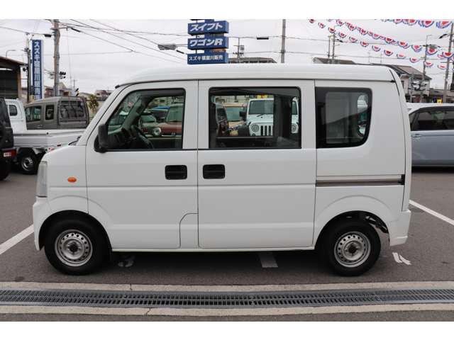 Nissan NV100 Clipper 9