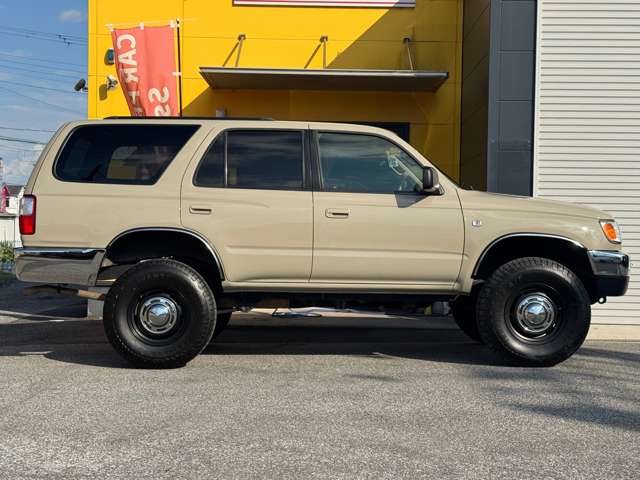 Toyota Hilux Surf 5
