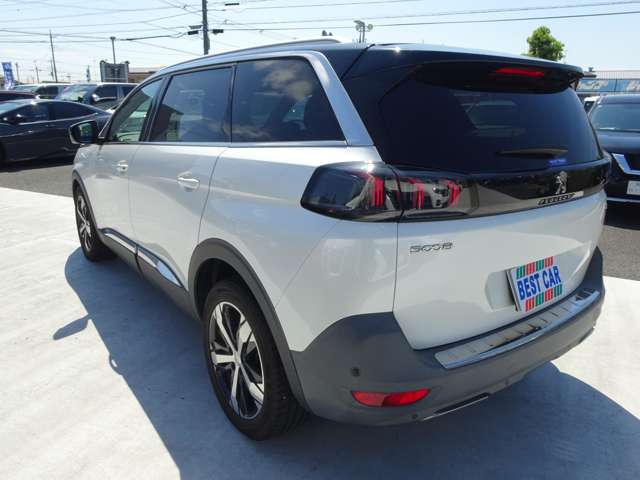 Peugeot 5008 12