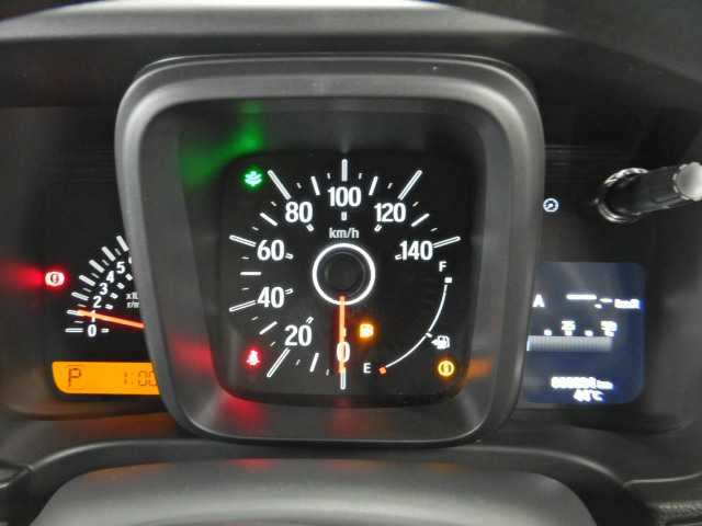 Honda N-VAN 11