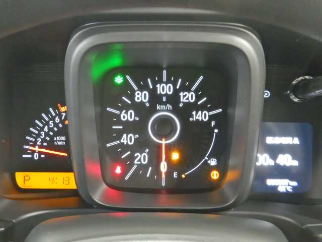 Honda N-VAN 11