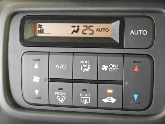 Honda N-VAN 9