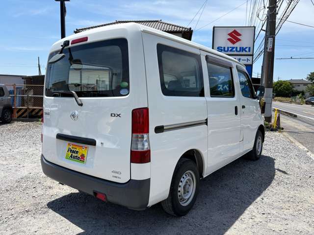 Toyota Town Ace Van 10