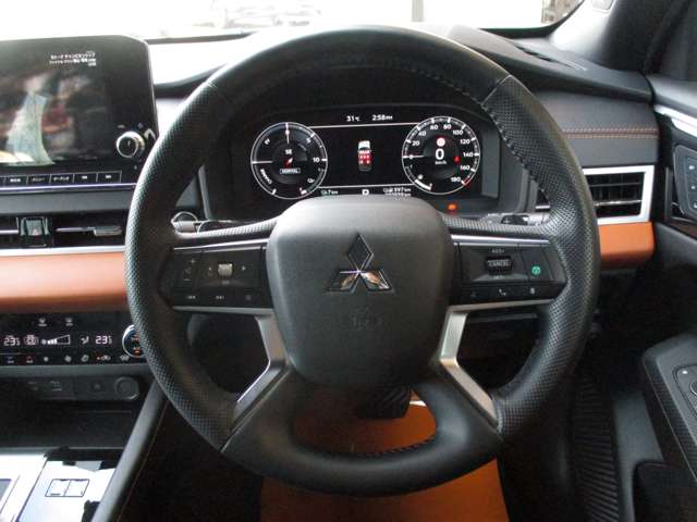 Mitsubishi Outlander 10