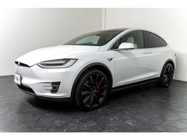 Tesla モデルX 12