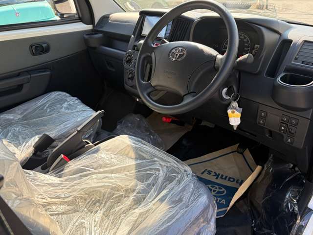 Toyota Town Ace Van 11