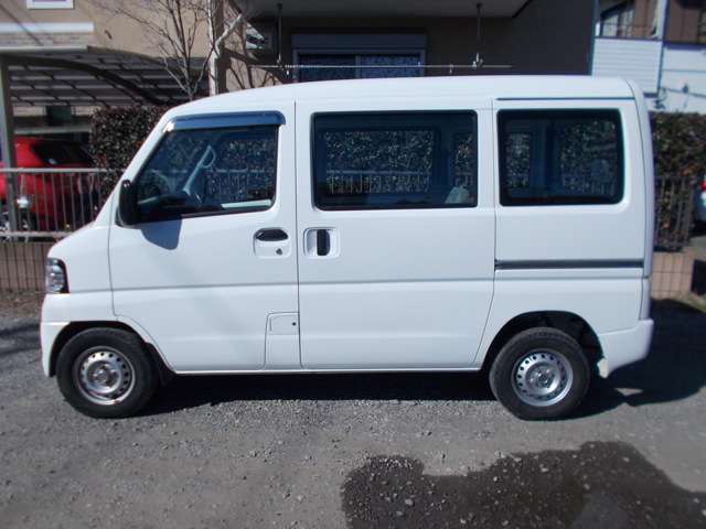 Mitsubishi Minicab Van 4