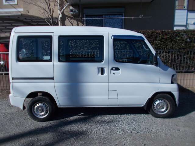 Mitsubishi Minicab Van 8