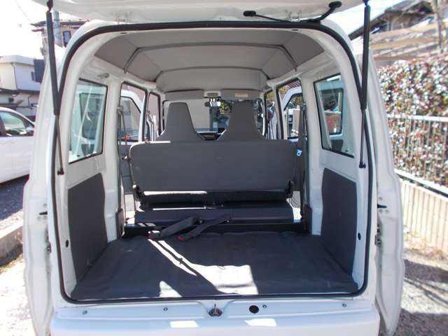 Mitsubishi Minicab Van 9