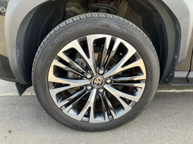 Toyota Yaris Cross 8