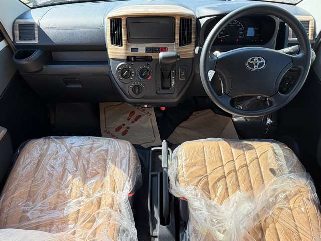 Toyota Town Ace Van 5