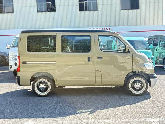 Toyota Town Ace Van 8