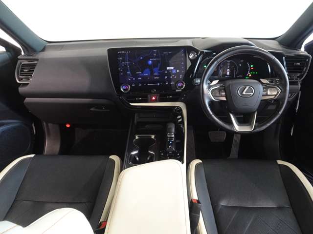 Lexus NX 2