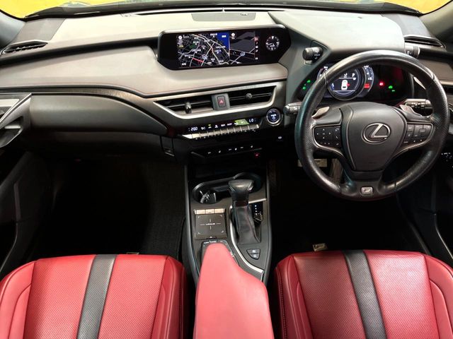 Lexus UX 2