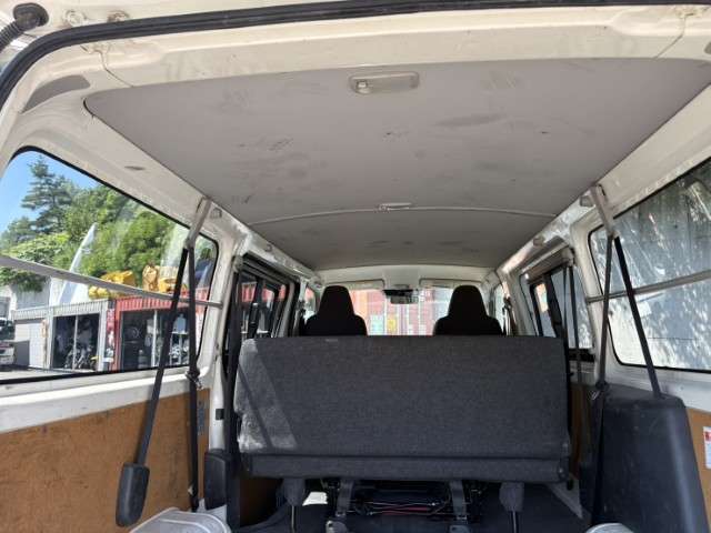 Toyota Regius Ace 5