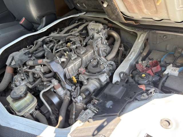 Toyota Regius Ace 8