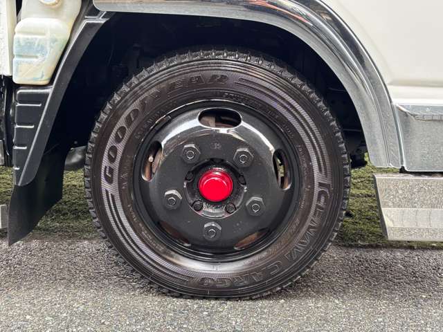 Mitsubishi Fuso Canter 11