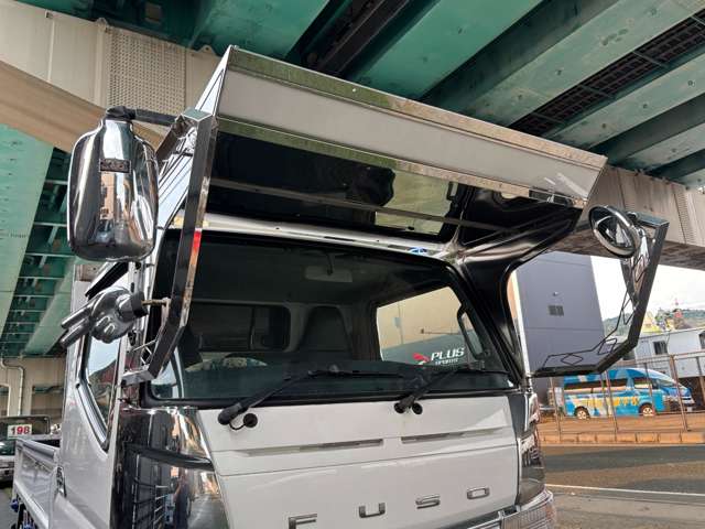 Mitsubishi Fuso Canter 10