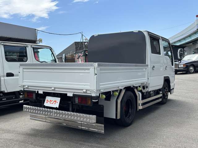 Isuzu Elf 5