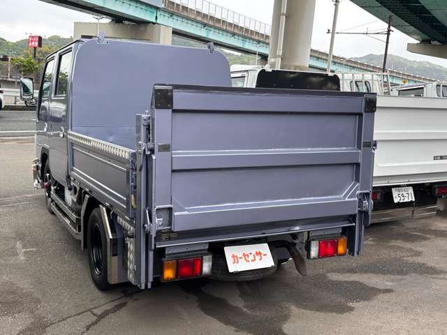 Isuzu Elf 6