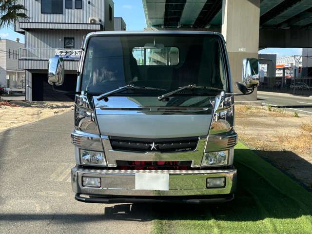 Mitsubishi Fuso Canter 2