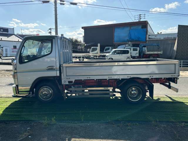 Mitsubishi Fuso Canter 4