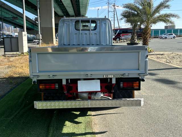 Mitsubishi Fuso Canter 7