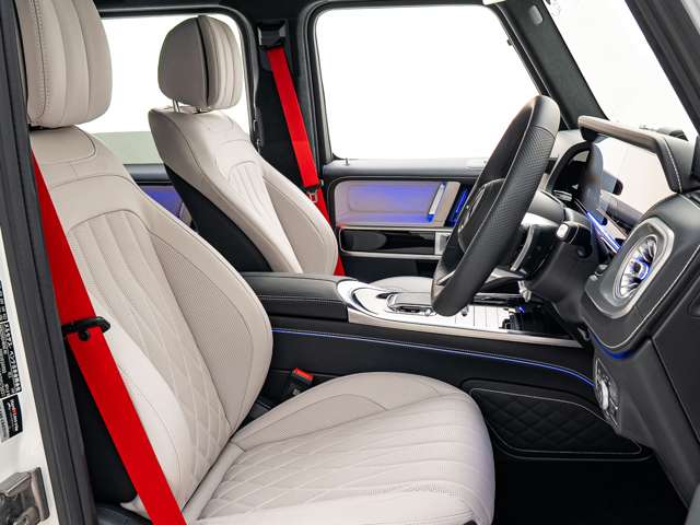 Mercedes-Benz G-Class 4
