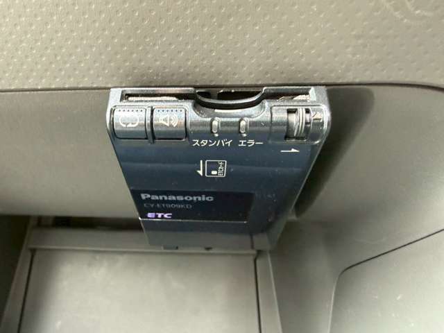 Nissan AD 11