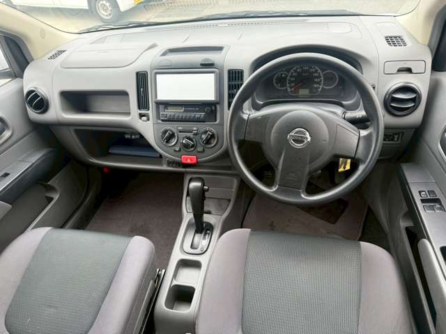 Nissan AD 8