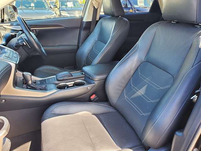 Lexus NX 6