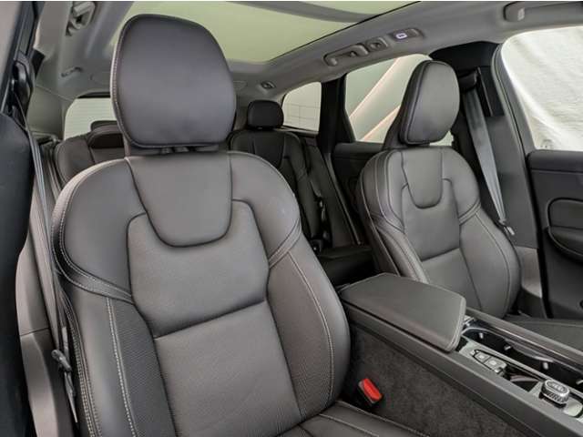 Volvo XC60 11