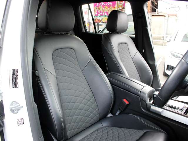 Mercedes-Benz GLB 11