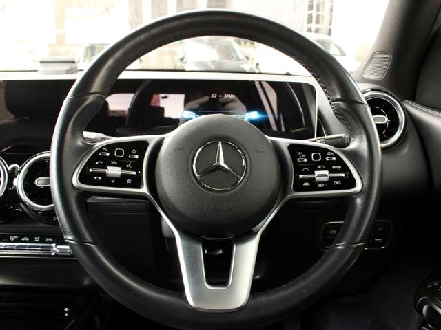 Mercedes-Benz GLB 10