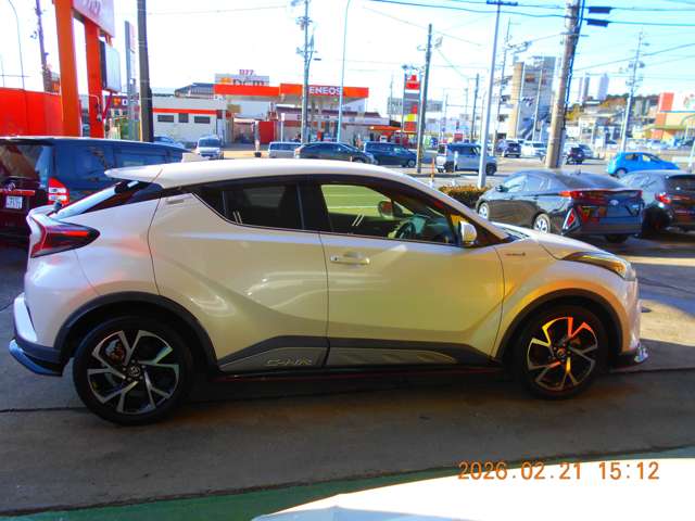 Toyota C-HR 5