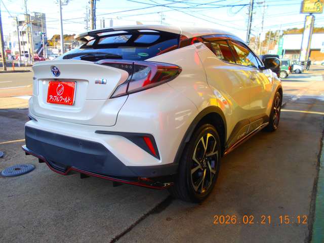 Toyota C-HR 9