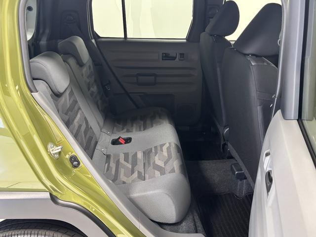 Daihatsu Taft 6