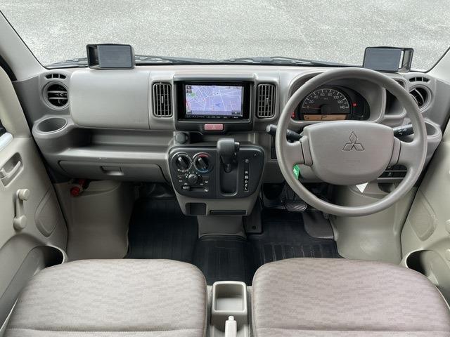 Mitsubishi Minicab Van 12