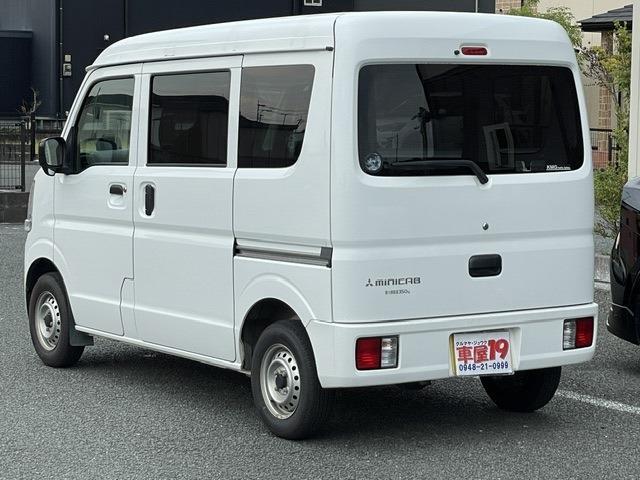 Mitsubishi Minicab Van 6