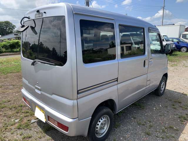 Mitsubishi Minicab MiEV 4