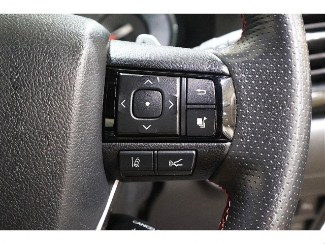 Toyota Hilux 5